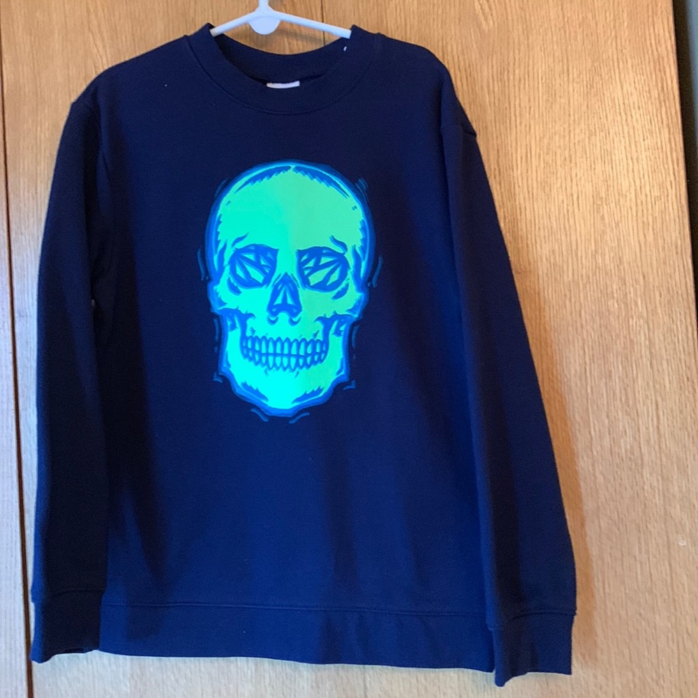 NEW Circo size 6 - 7 boy’s navy blue fleece backed neon green skull sweatshirt